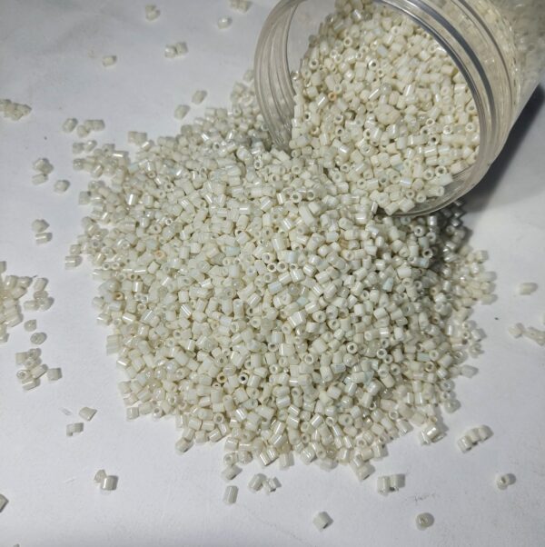 Glass Cut Beads Cream Beads,green moti, Glass Beads, seed beads lustur, round rocailles,